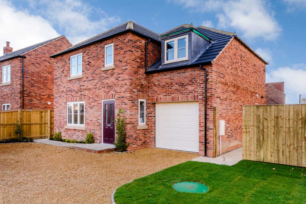 Houses Rawson Development